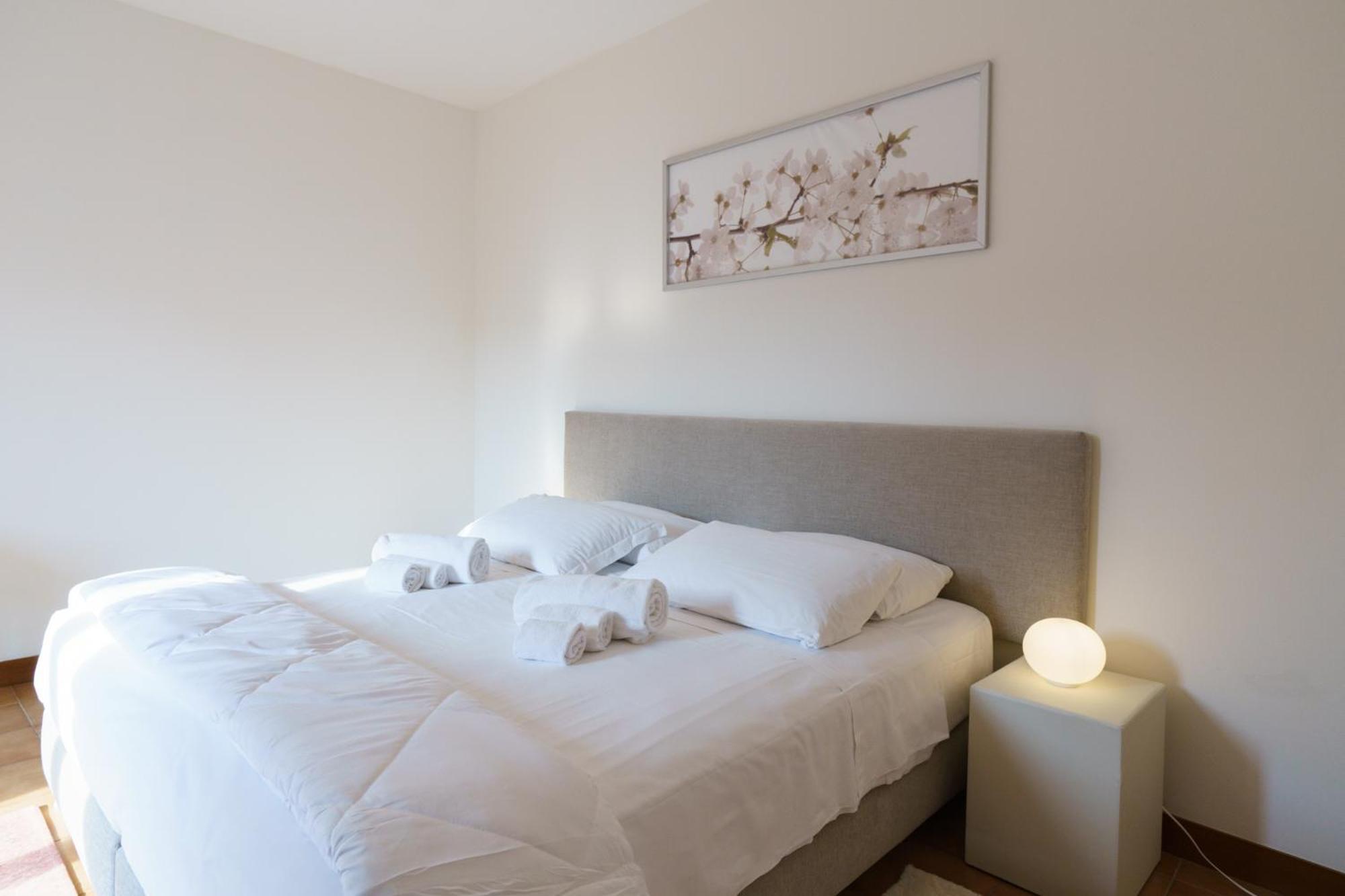 Apartahotel Palazzo Delle Guglie By Postcardsfrom